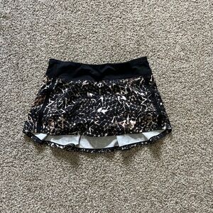 lululemon athletica Geometric Black and Cream Mini Skirt